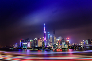 In Shanghai, the art of storytelling has a long history, deeply rooted in the country's culture and tradition. Whether in the hustle and bustle of the city or by the rural lanes, storytelling is an in